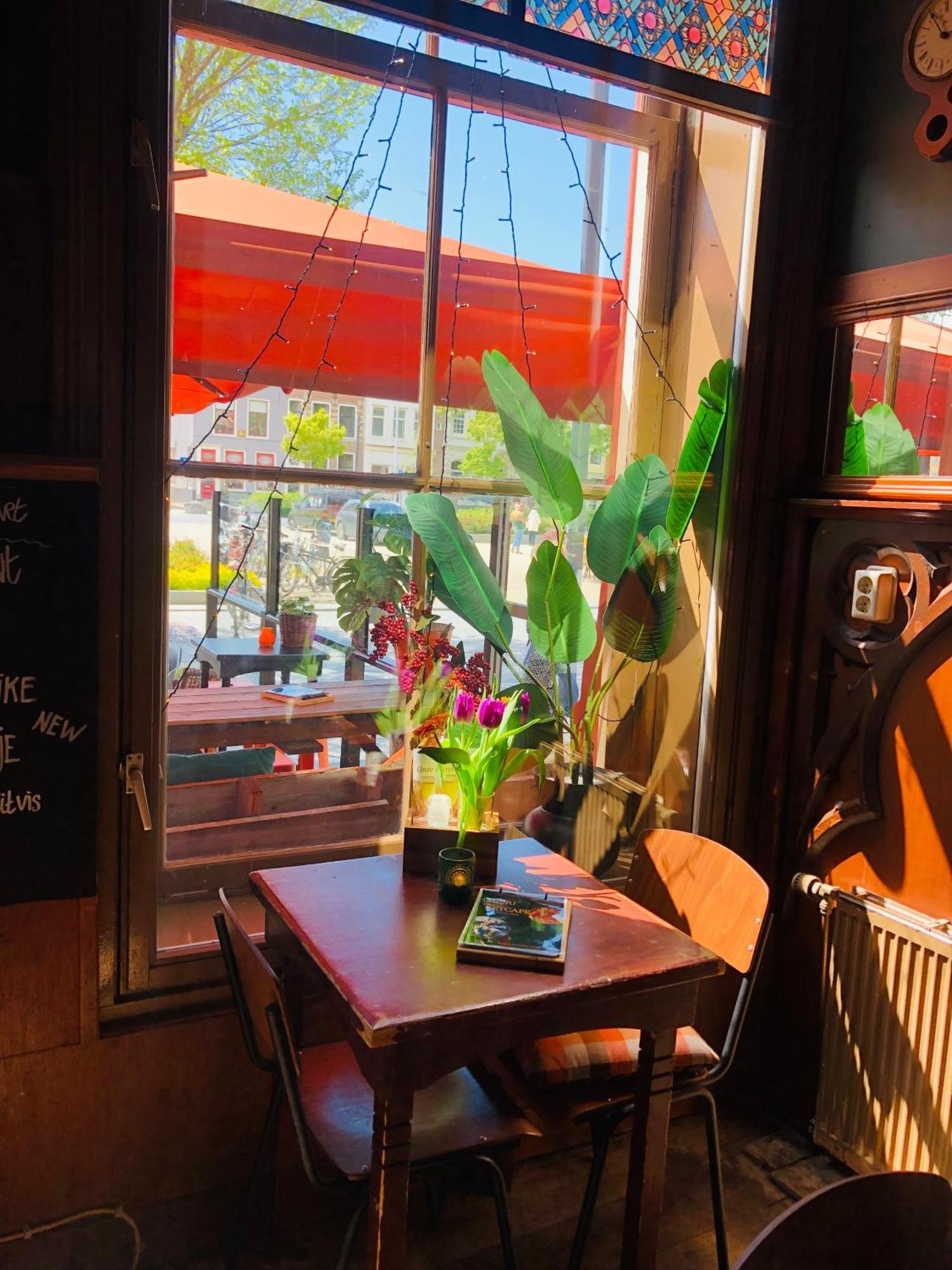 Hotel Slapen Bij Café De Concurrent